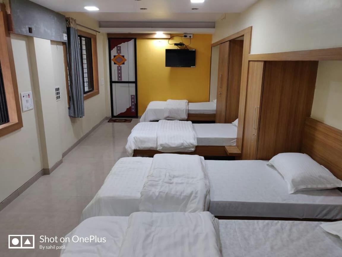Hotel Shivrai Pen Dış mekan fotoğraf